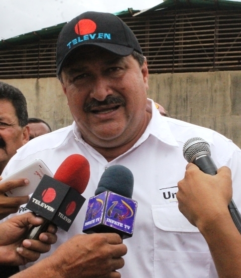 Alcalde Pedro Loreto cree urge cambio de sistema economico