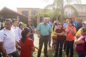 El director general, Humberto Hernández escuchó las solicitudes de los vecinos
