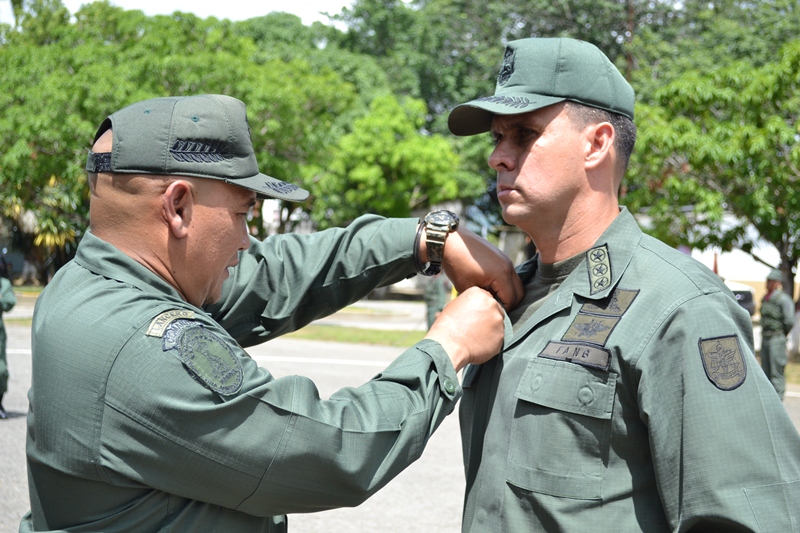 El Coronel Edward Rodríguez Acosta recibió la Barra Honor al Mérito