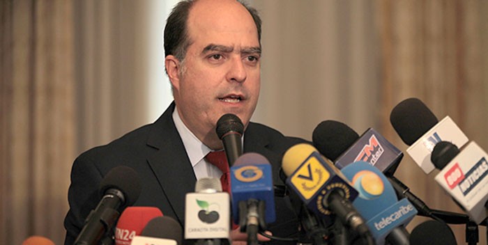 Borges afirma que gobierno está perdido