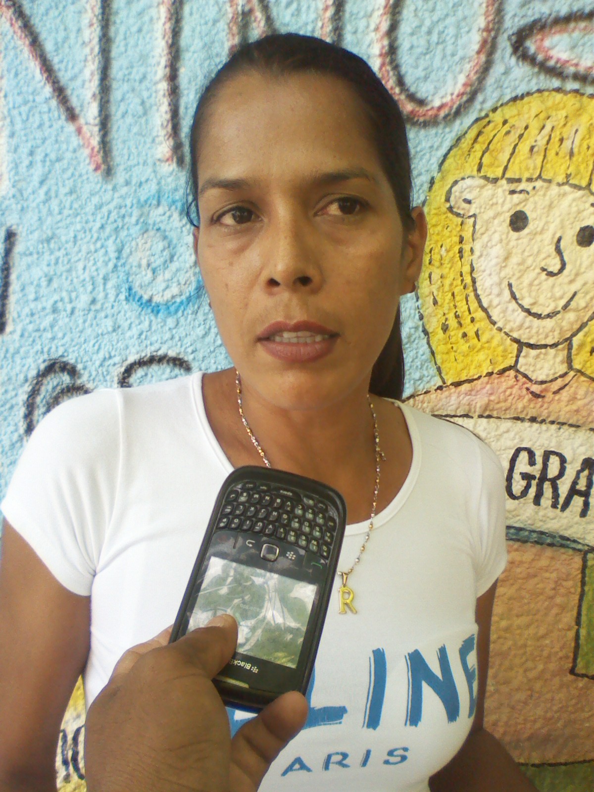 La maestra Rosa Martínez denunció que fue agredida por una dirigente chavista en medio de una reunión de padres y representantes
