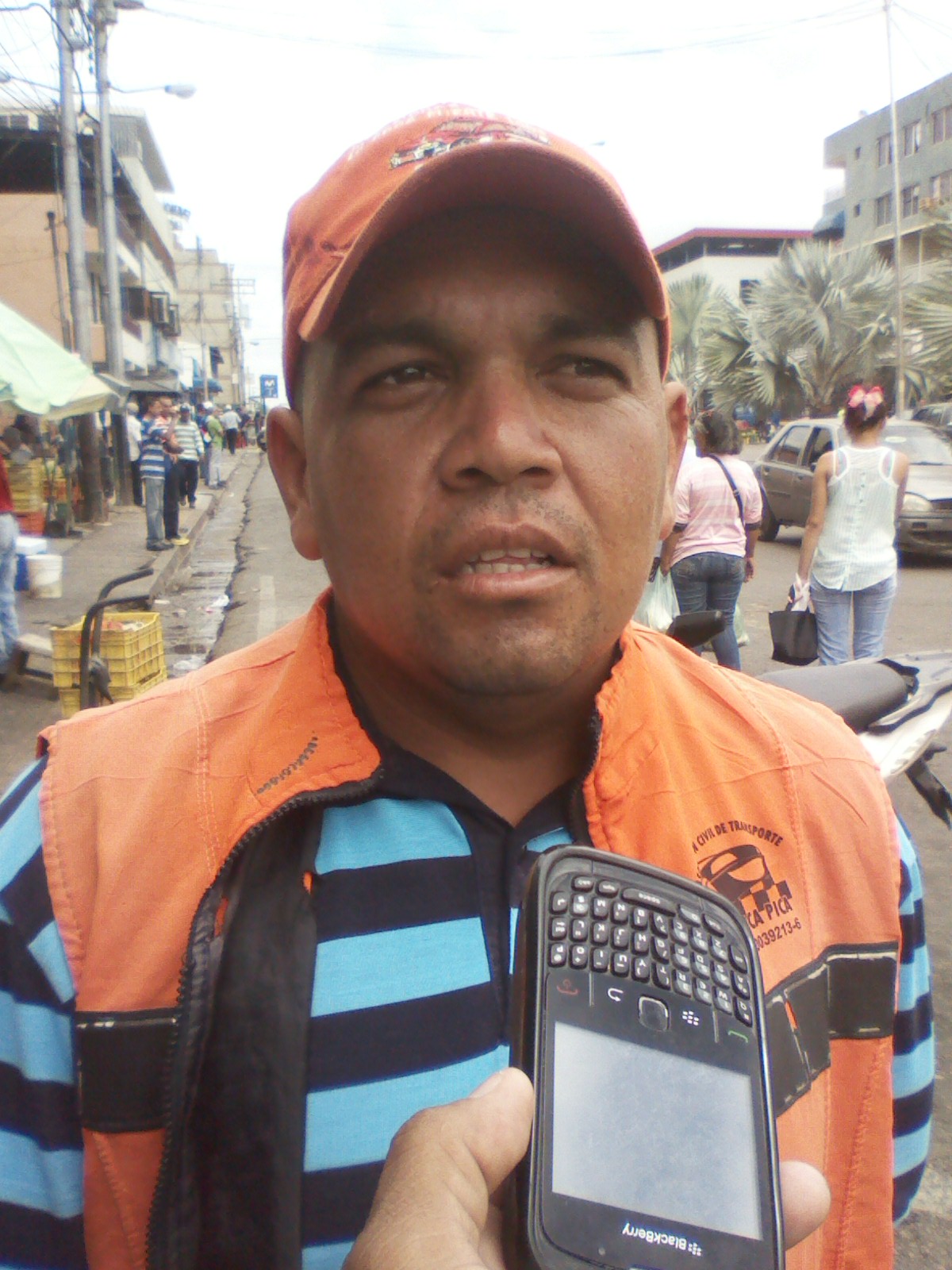 Ronny Ortega (mototaxista) subrayó que el aumento salarial no cubre las necesidades de los venezolanos