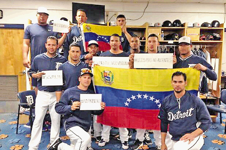 Peloteros venezolanos en contra de represion en las marchas