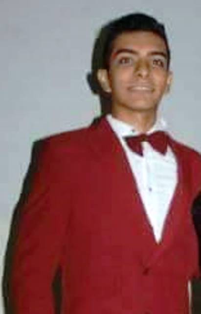 Julio José Castillo Galindo (17). Asesinado