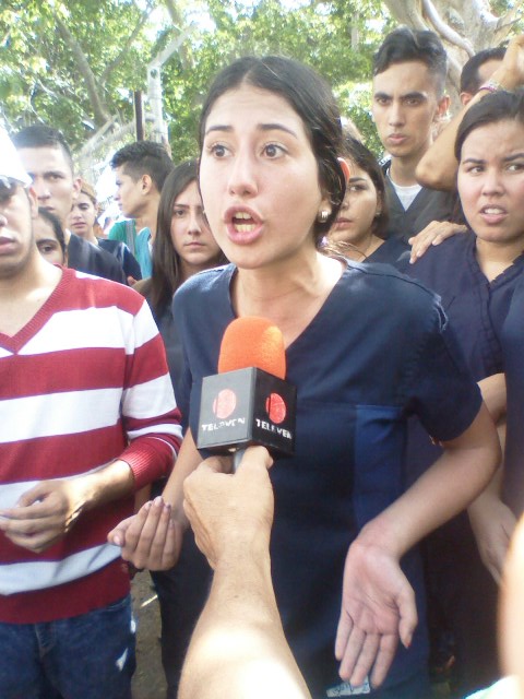 Dariana Morales indicó que tenían previsto realizar un pancartazo y al llegar a la Unerg se encontraron con un desastre 