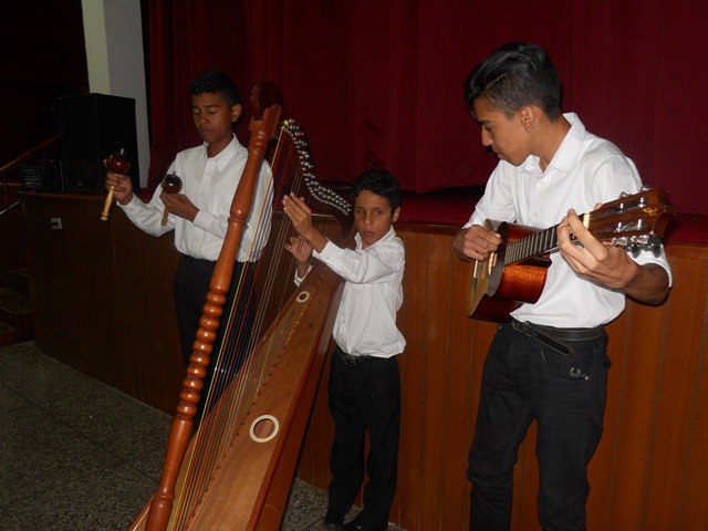 Participación de músicos del Programa Alma Llanera del Núcleo San Juan de los Morros
