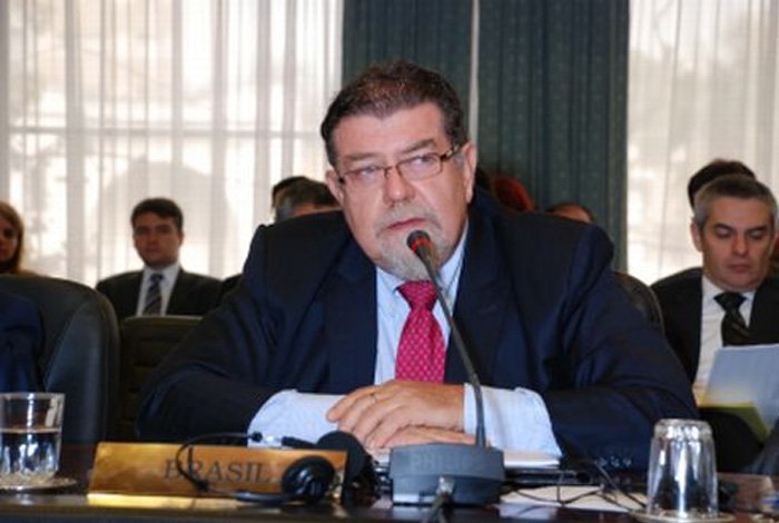 Ruy-Pereira embajador de Brasil 