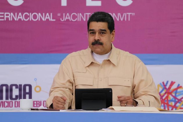Para dialogar  en Miraflores, Maduro invito a la Oposición