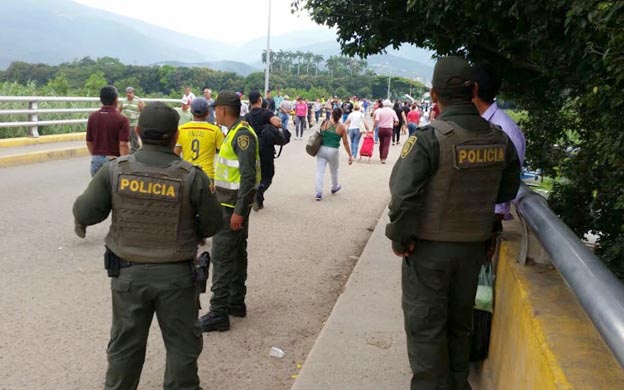 Policía migratoria en la frontera, activa gobierno venezolano 