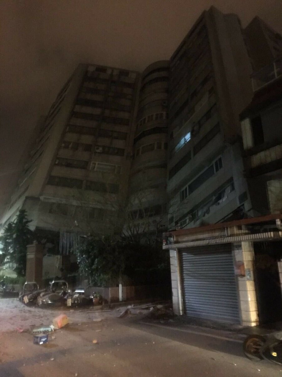 Dos muertos y mas de 150 heridos, deja sismo en Taiwán
