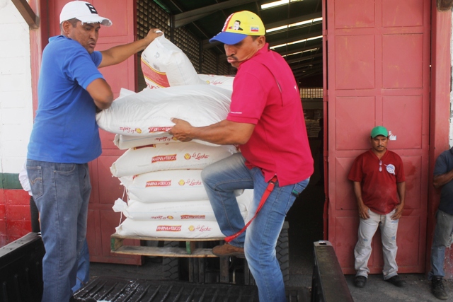 48 toneladas de harina fueron entregadas a las panaderías