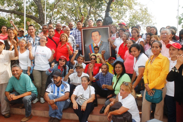 El pueblo presente en el acto de conmemoración de la muerte del Comandante Hugo Chávez