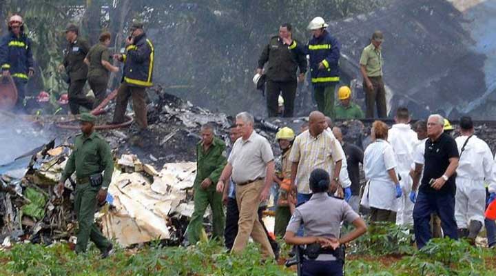 El mandatario Cubano Miguel Diaz-Canel estuvo presente en el lugar del accidente. 
