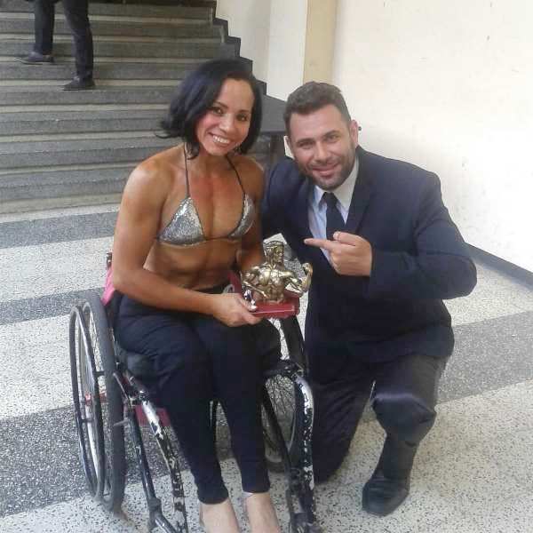 Estelia Ospino fue una de las ganadoras acompañada por Petros Tziamos 