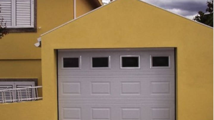 Puerta de garage seguras y decorativas