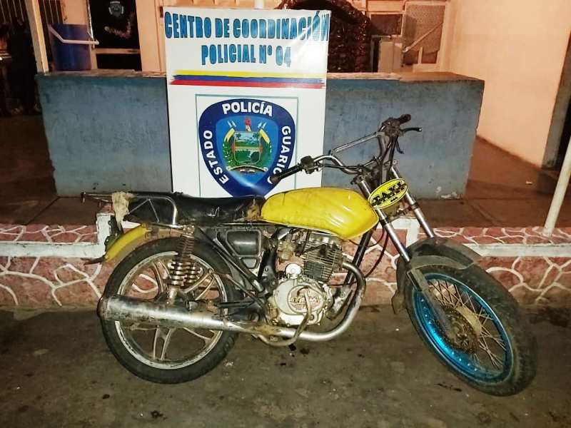 Lo motocicleta recuperada por Poliguárico no presentaba ninguna solicitud. 
