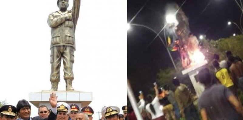 Con una soga y motosierra tumbaron la estatua de Hugo Chavez en Bolivia