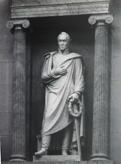 Estatua de Bolívar del escultor Pietro Tenerani
