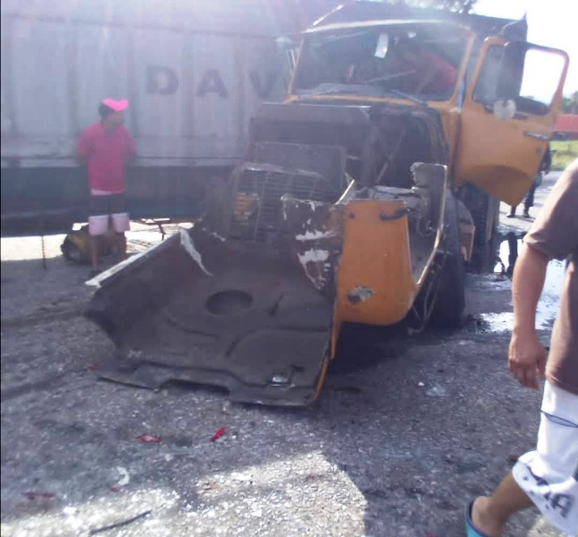 [:es]Gandola sin freno impactó contra 15 vehículos en Lara[:]