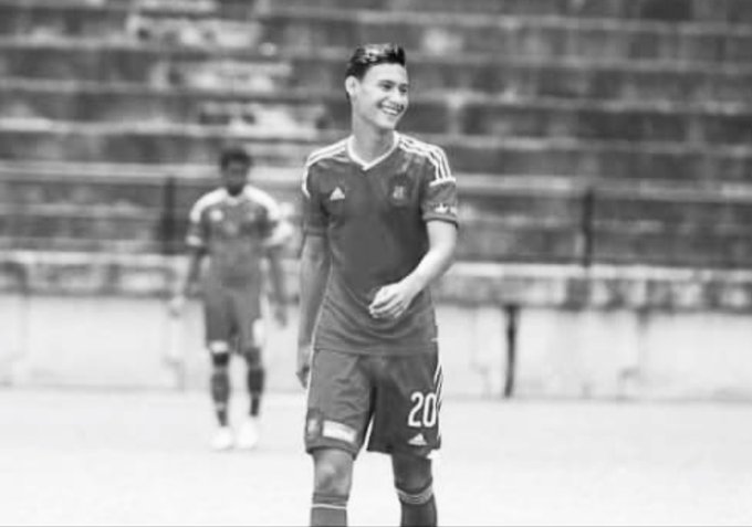 Cristian Castillo Jugador del Caracas FC murió en pleno partido de futbol
