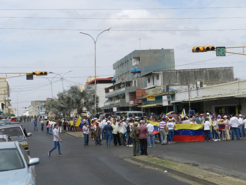 Opositores se concentraron en la avenida Rómulo Gallegos