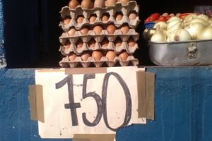 De manera exponencial incrementó el precio del cartón de huevos en el municipio Infante.