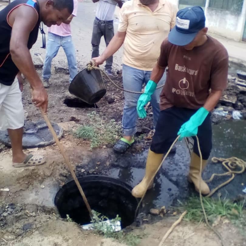 [:es]Consideran «Grave» problema de cloacas en Las Garcitas[:]