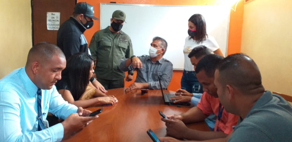[:es]Eduardo Puerta «Responderemos a los violentos con trabajo y producción»[:]