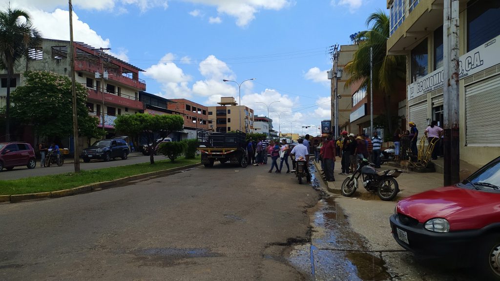 El accidente ocurrió en la Av. Rómulo Gallegos cruce con Mascota en Valle de la Pascua. 