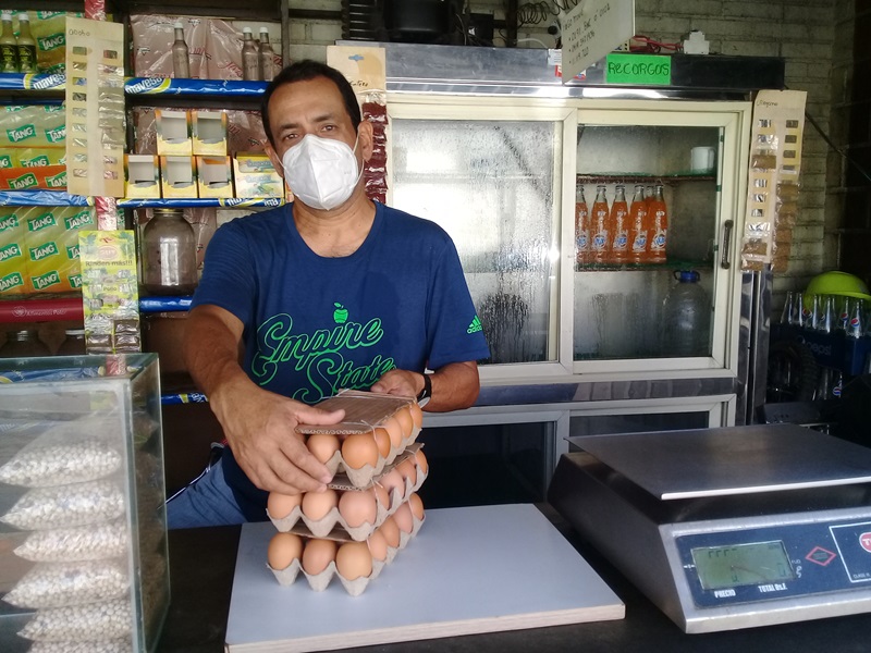 A pesar de los elevados precios, los sanjuaneros compran queso llanero y huevos en menor cantidad.