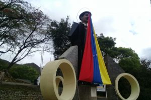 Monumento del beato Jose Gregorio Hernández es el más alto de Venezuela, con 10,50 metros.