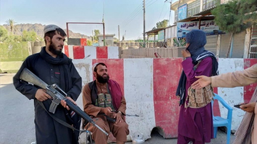 Talibanes toman el control de Afganistan