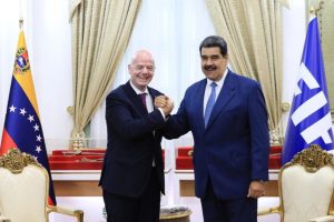 Presidente de la FIFA Gianni Infantino y presidente Nicolás Maduro