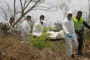 El cuerpo del joven fue arrastrado por el torrente del rio