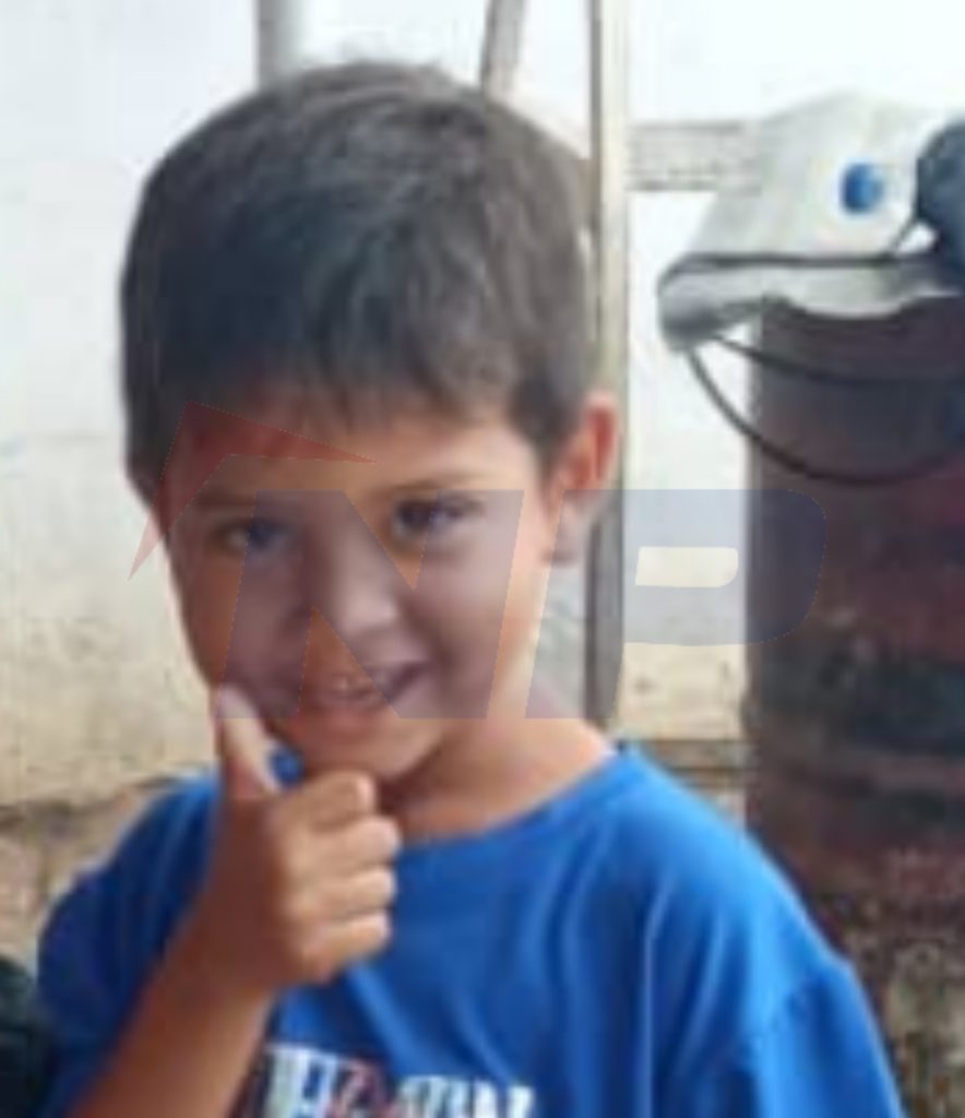 Rodrigo Antonio Ruiz de 05 años. Asesinado accidentalmente por su hermano de 07 años. 