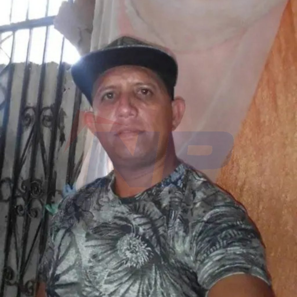 José María Rivas de 38 años perdió la vida cuando "Levantaba Caballito" en su moto
