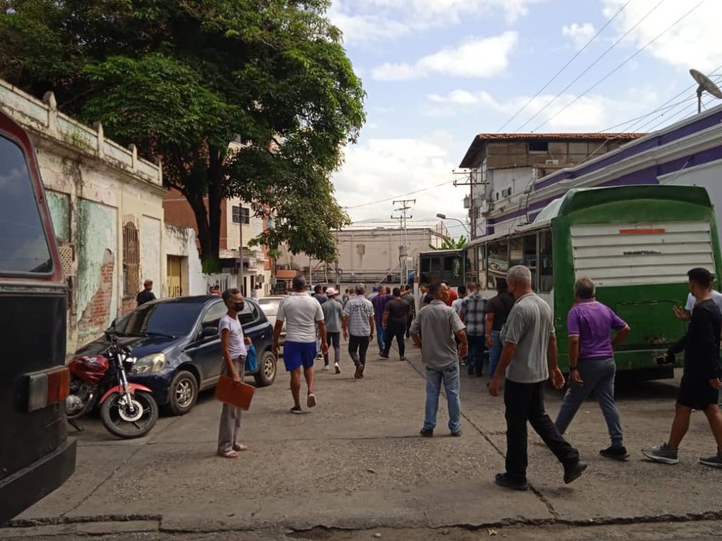 Transportistas decidieron parar el servicio este martes exigiendo aumento del pasaje en San Juan  de los Morros. 